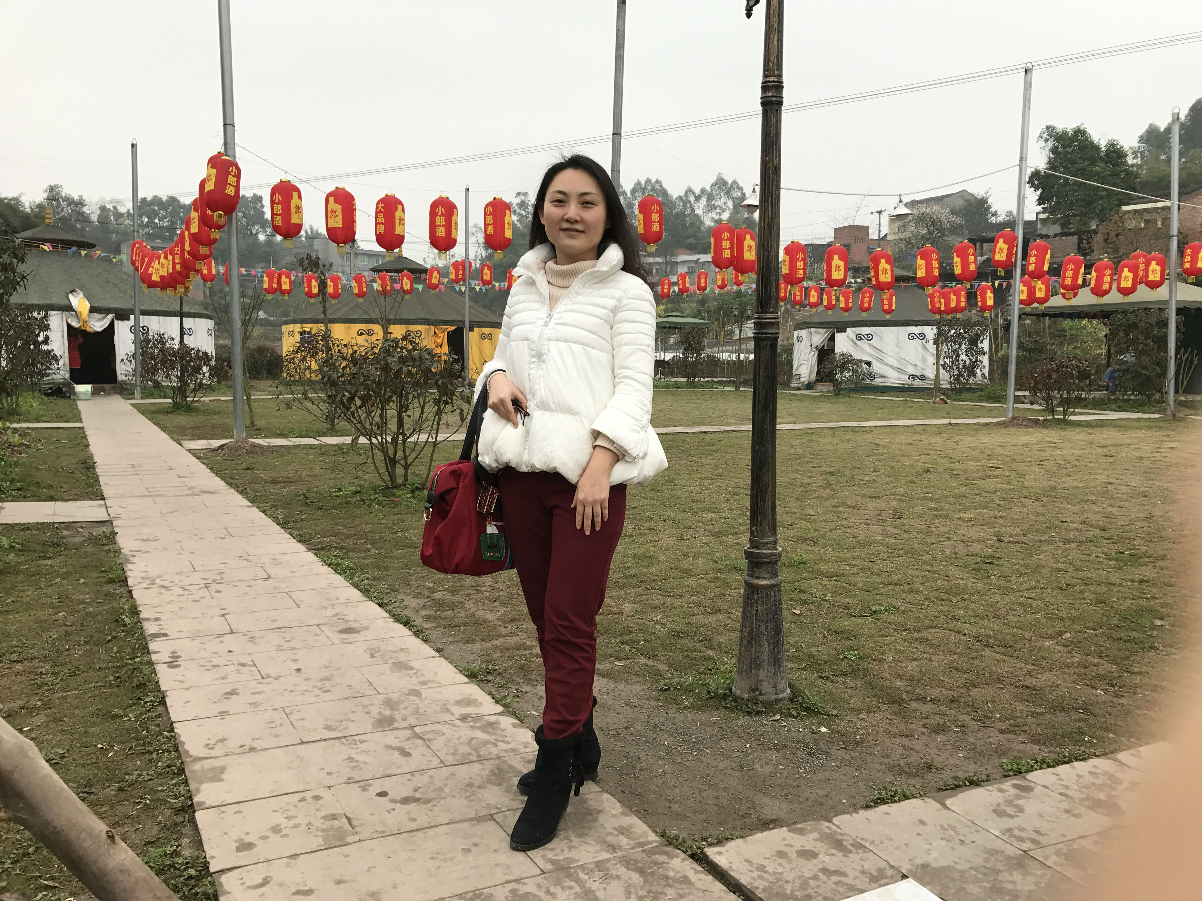 徐茜.jpg 徐茜.jpg